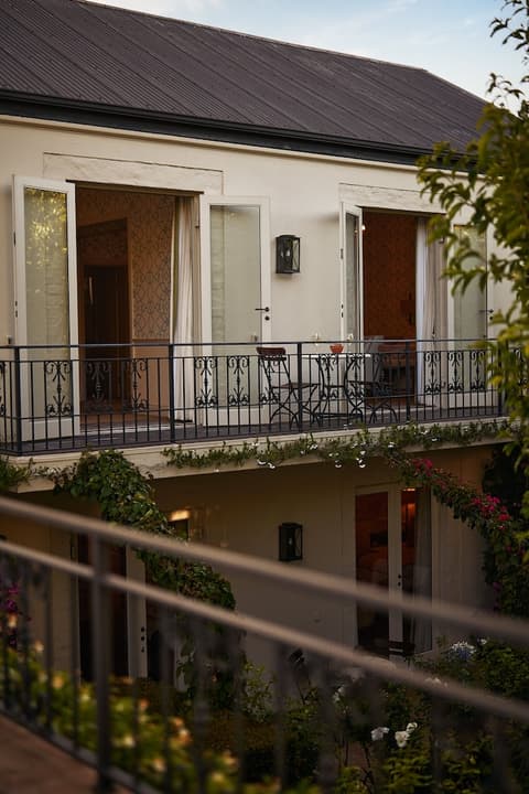 Le Quartier Francais, Room