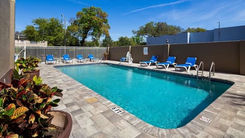 Best Western Tampa, Pool