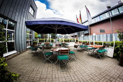 Ramada by Wyndham Bottrop, Terrace/patio