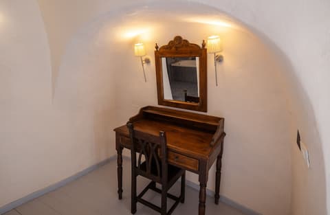 IKIES Santorini, Room