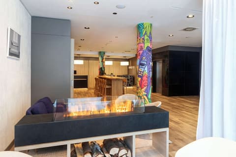 IntercityHotel Wien, Lobby