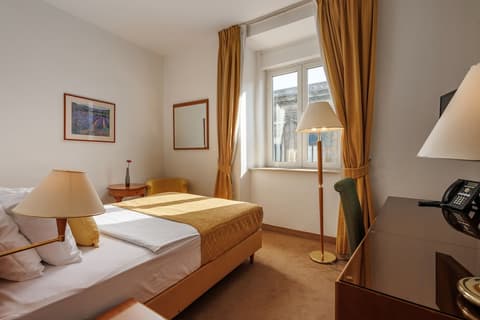 Grand Hotel Bonavia, Room