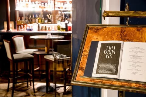 Erzherzog Johann Palais Hotel, Bar (on property)