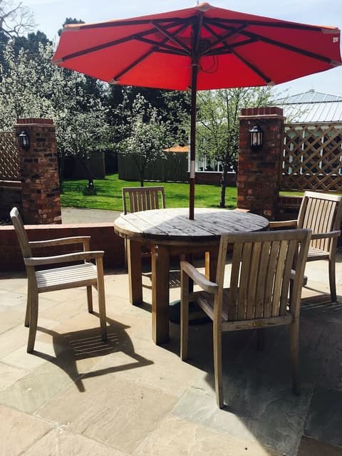 The Parsonage Hotel & Spa, Interior entrance