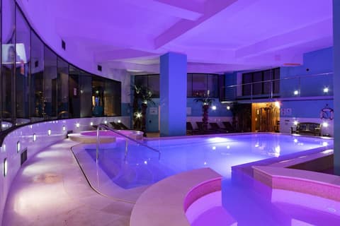 The Preluna Hotel, Indoor pool