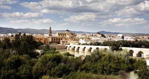 Hesperia Córdoba, Exterior