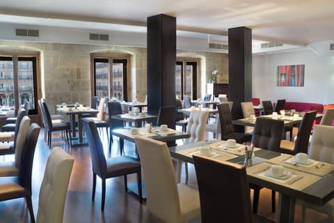 Hotel Sercotel Las Torres Salamanca, Breakfast area