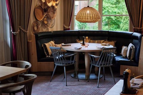 Alt Lohbrügger Hof, Restaurant