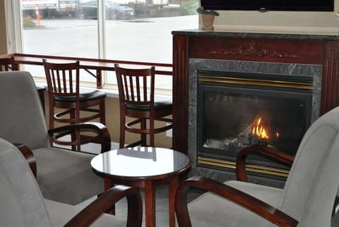 Travelodge by Wyndham Langley, Lobby