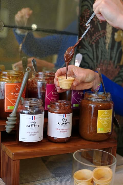 Hôtel Littéraire Arthur Rimbaud, BW Signature Collection, Breakfast buffet