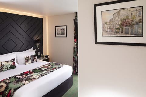 Hotel Des Arts Paris Montmartre, Room