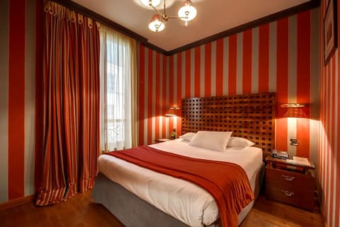 Villa Pantheon, Room