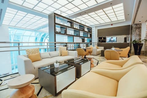 Le Royal Meridien Abu Dhabi, Lobby