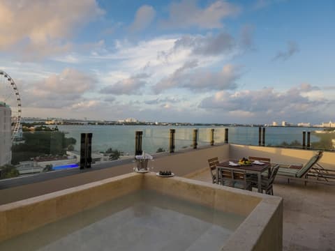 Park Royal Beach Cancun - All Inclusive, Room