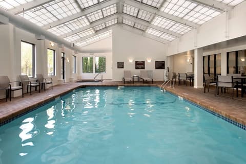 Hampton Inn Boston - Logan Airport, Pool