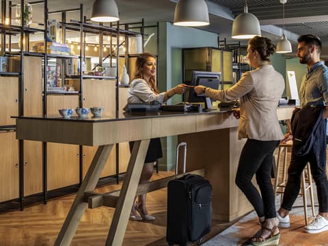 Aparthotel Adagio Porte de Versailles, Miscellaneous