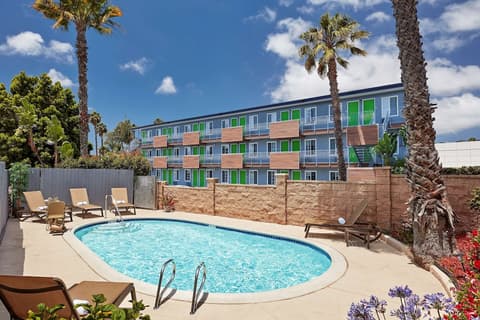 SureStay Hotel by Best Western San Diego Pacific Beach, Pool