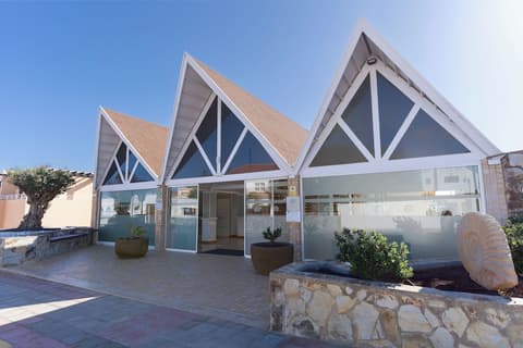 Arena Suite Hotel - Adults Only, Interior entrance