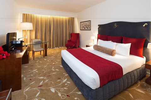 Royal On The Park, Room