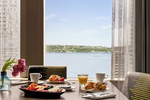 Hilton Motif Seattle, View from room