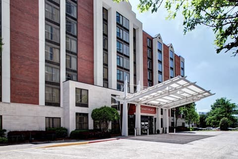 Hyatt Place Atlanta/Buckhead, Exterior