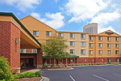 Courtyard by Marriott Indianapolis at the Capitol, Exterior