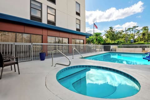 Hampton Inn Debary/Deltona, Pool
