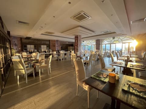 Hotel Scapolatiello, Restaurant