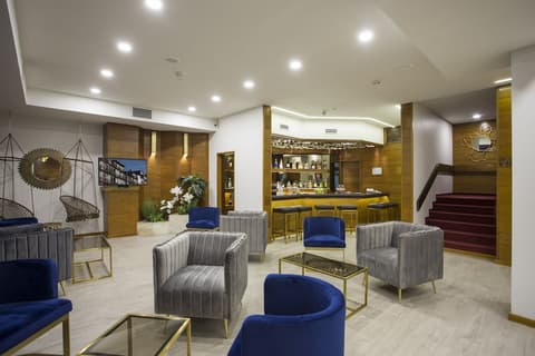Casual Inca Porto Hotel, Reception