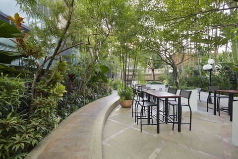 Dusit Princess Srinakarin, Property grounds