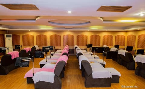 Hanoi Hotel, Massage