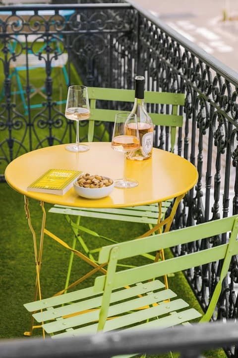 Crisol Lumière, Room