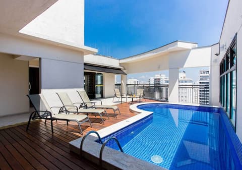 Estanplaza Ibirapuera, Pool