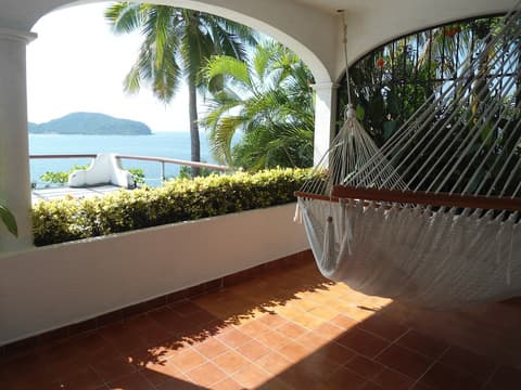Catalina Beach Resort, Terrace/patio