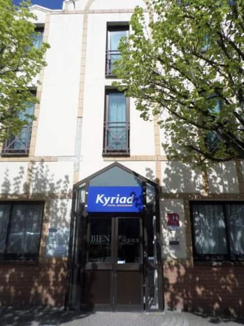 Hôtel Kyriad Paris Bezons - La Défense, Front of property