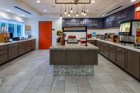Hampton Inn Atlanta-Georgia Tech-Downtown, Breakfast area