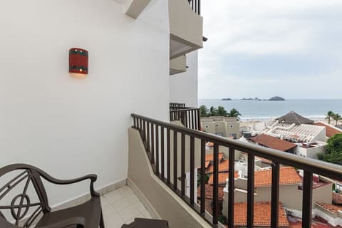 Tesoro Ixtapa All Inclusive, Room