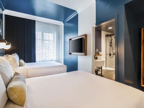 Hotel Belmont Vancouver - MGallery Collection, Room