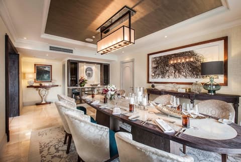 Labourdonnais Waterfront Hotel, In-room dining