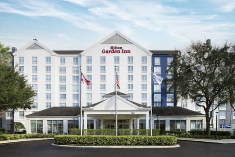 Hilton Garden Inn Orlando at SeaWorld, Exterior