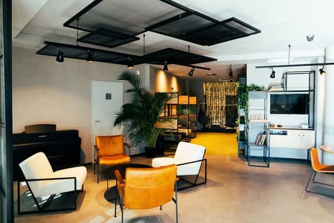 ibis Valladolid, Reception