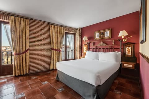 Crisol Mesón del Cid, Room