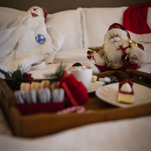 Gefinor Rotana, Lobby lounge