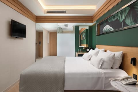 Hotel Mediterranean, Room