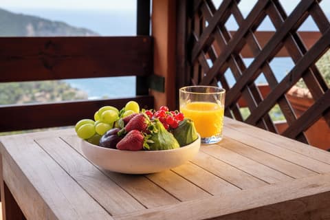 Boutique Hotel Torre di Cala Piccola, In-room dining