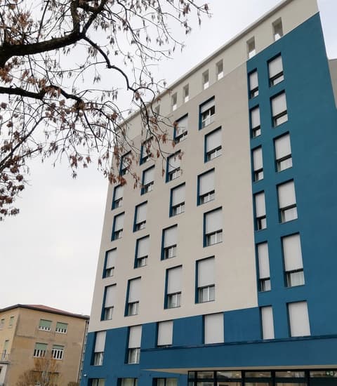 Novo Hotel Rossi, Front of property