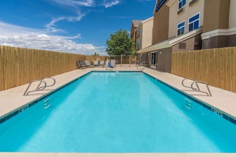 Baymont by Wyndham Albuquerque Airport, Pool