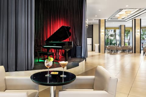 Hotel Riu Plaza Miami Beach, Lobby