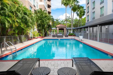 Holiday Inn Miami-Doral Area by IHG, Pool