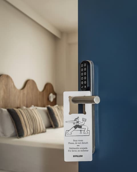 BYPILLOW Paseo, Room